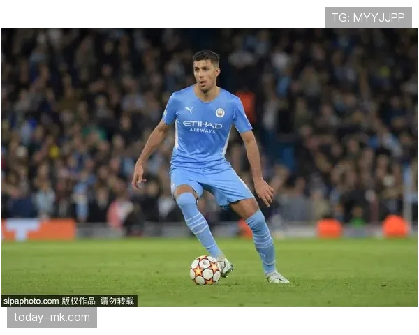 罗德里：下一代西班牙队长人选表现稳健